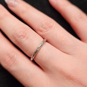 Pandora Simple Sparking Band Ring